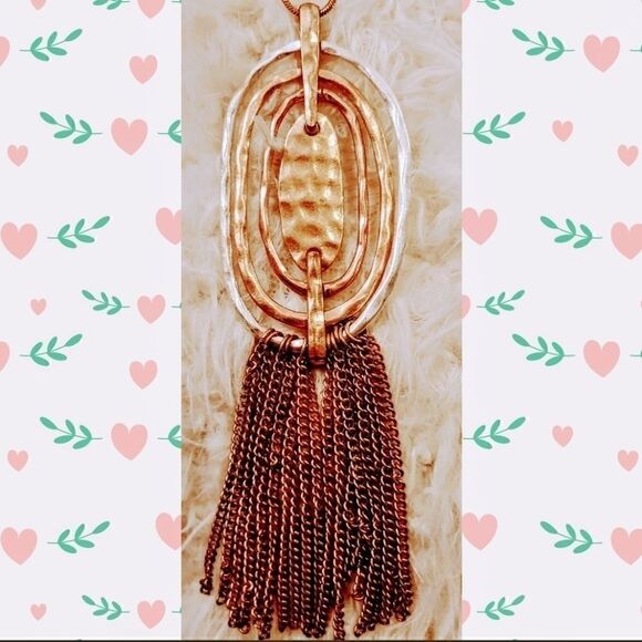 Woman's Gold Statement Necklace   - Picture 3 of 3